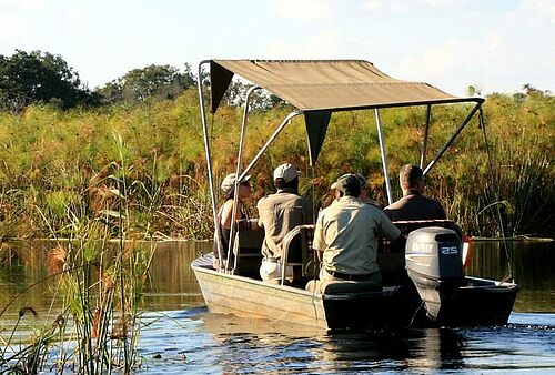 Boots-Safari im Okavango Delta in Botswana