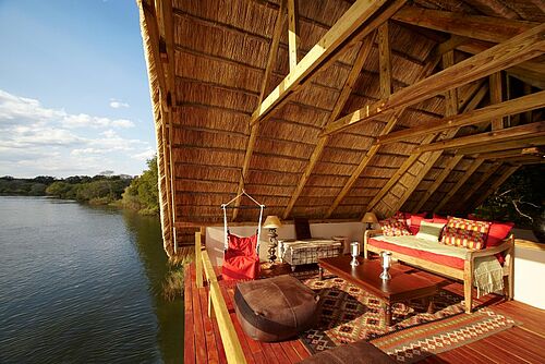 Blick auf den Fluss von der Tongabezi Lodge in Livingstone aus