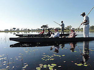 Mokoro Fahren im Okavango Delta in Bostwana