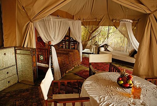 Luxuriöse Safari Zelte im Cottar's 1920's Safari Camp in der Masai Mara in Kenia