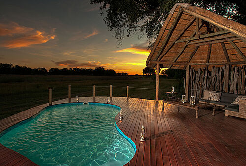 Pool im Chitabe Lediba Camp im Okavango Delta