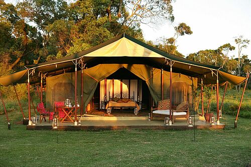 Luxuriöses Safari Zelt im Elephant Pepper Camp in der Masai Mara in Kenia