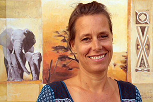 Lächelndes Portrait von unserer Back-Office-Expertin Katja Schmitt-Sody