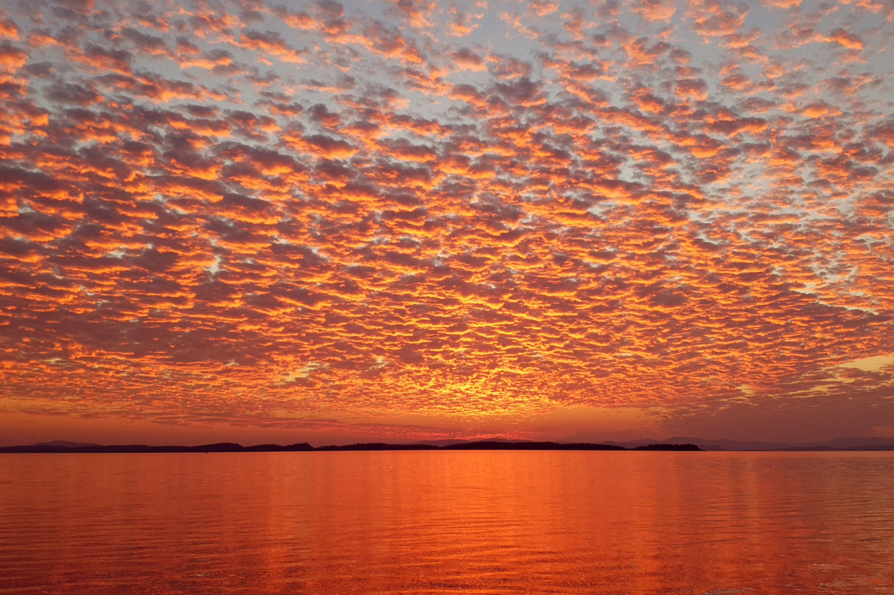 Sonnenuntergang während Safari am Lake Kariba