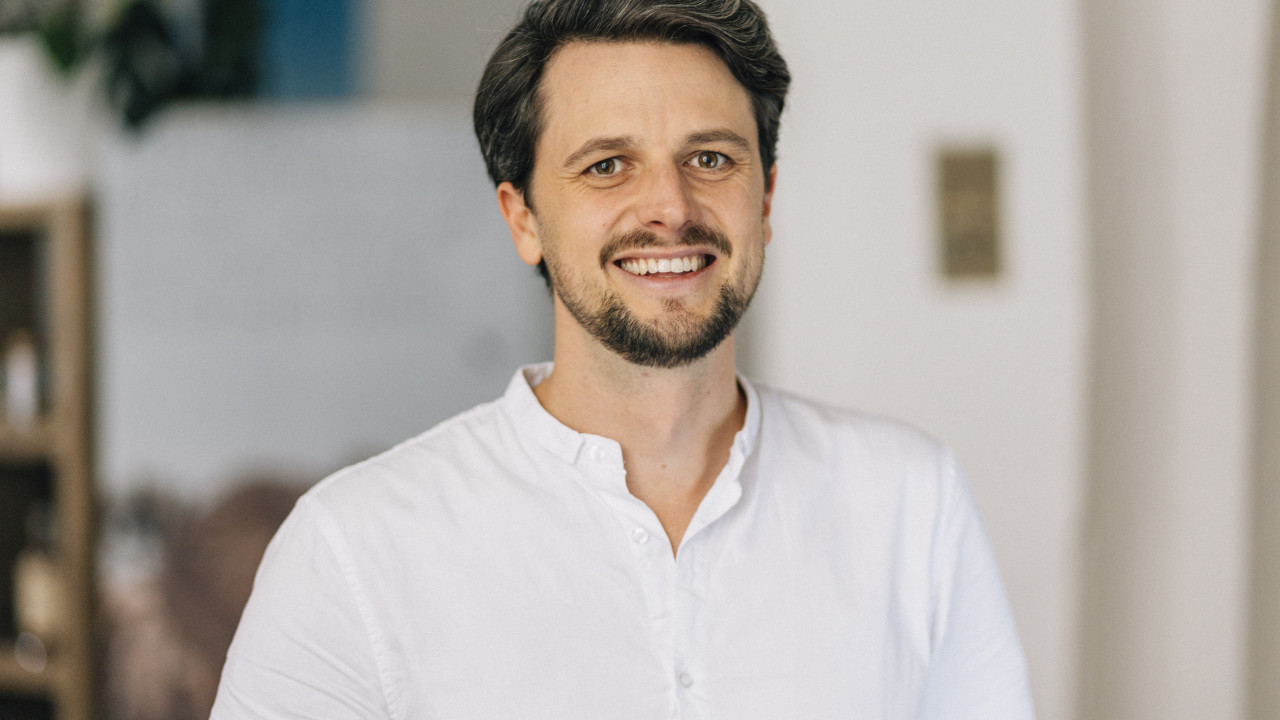 Geschäftsführer Julian Sears ist IT- und Marketing-Experte