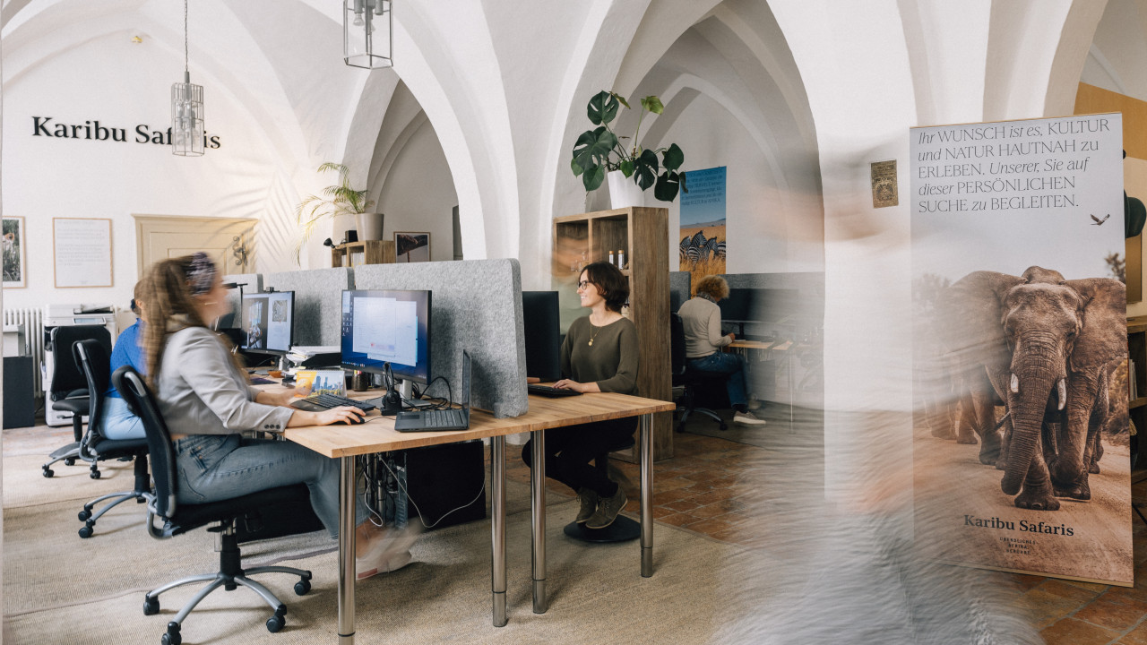 Reisebüro von Karibu Safaris im Schloss Seefeld