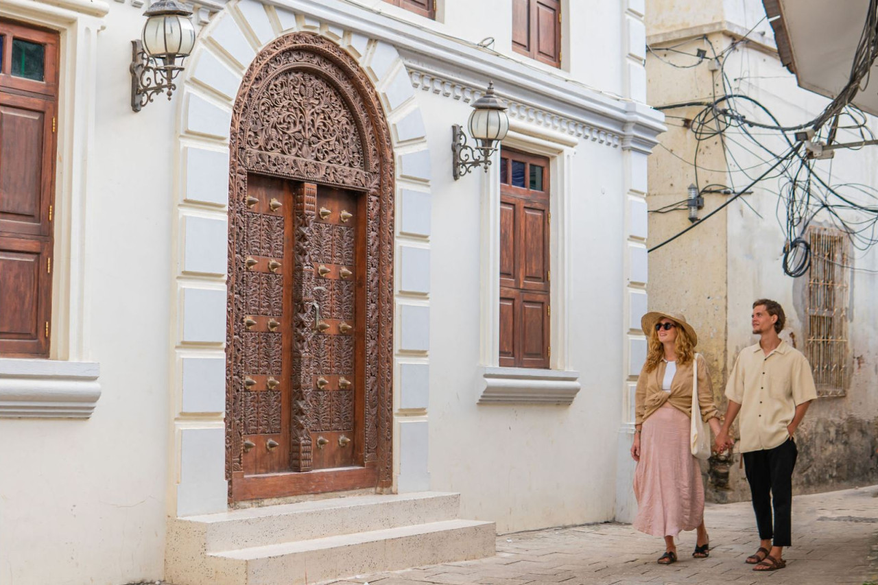 Kultureller Spaziergang in der Altstadt von Stonetown