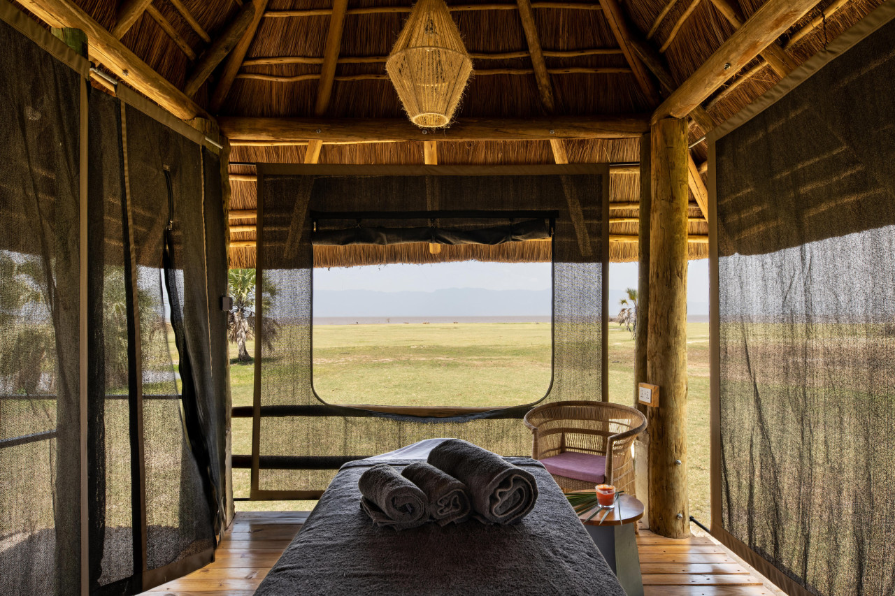 Afrikanische Massage nach einer erlebnisreichen Safari