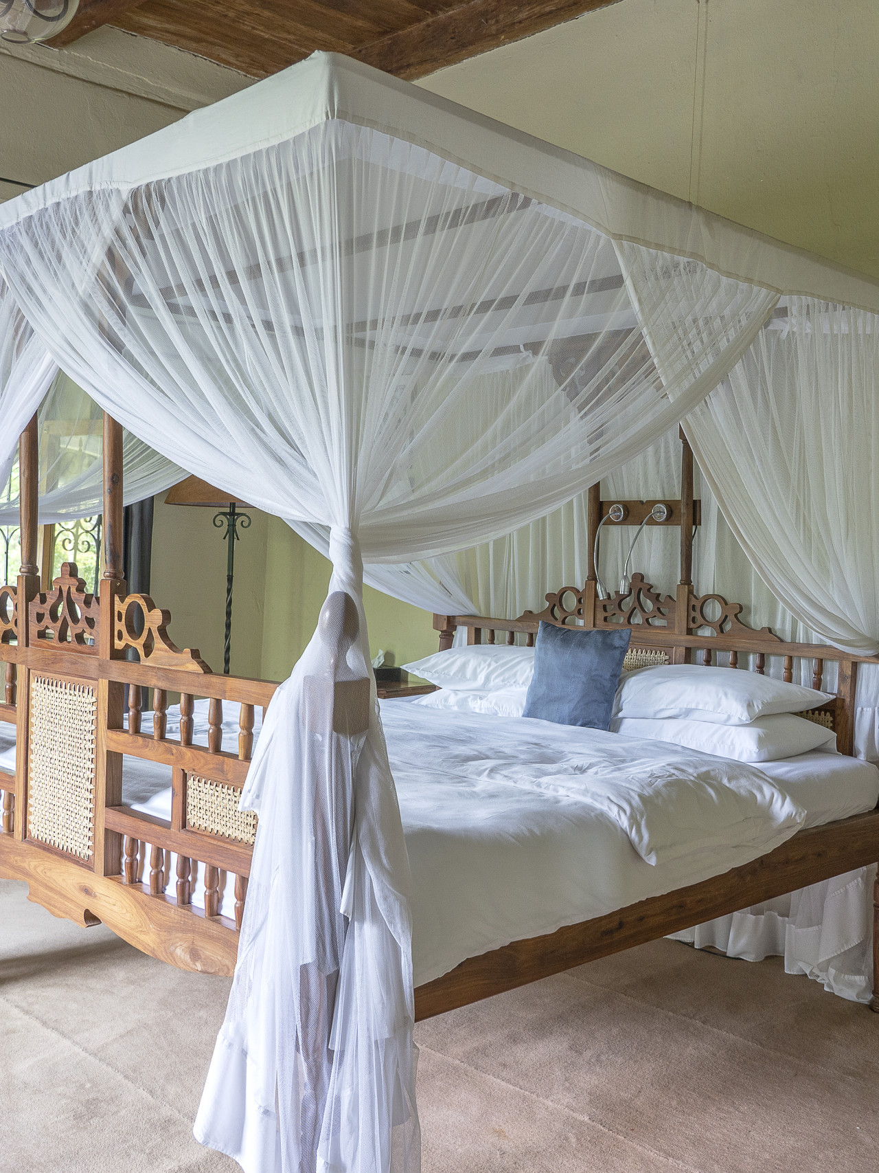 Komfortable Zimmer mit Swahili-Stil-Elementen