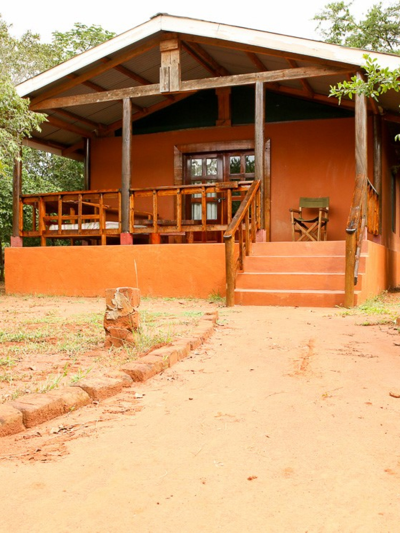 Familienfreundliche Lodge in einem unberührten Wald