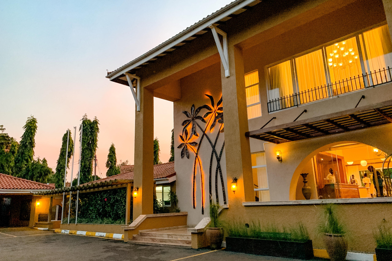 Boutique Hotel eingebettet in einem grünen Vorort