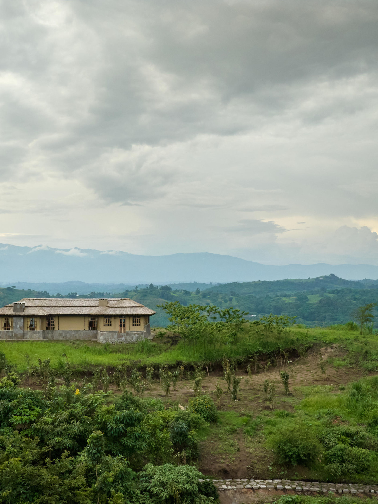 Neue Lodge liegt auf einem Bergrücken in Kibale