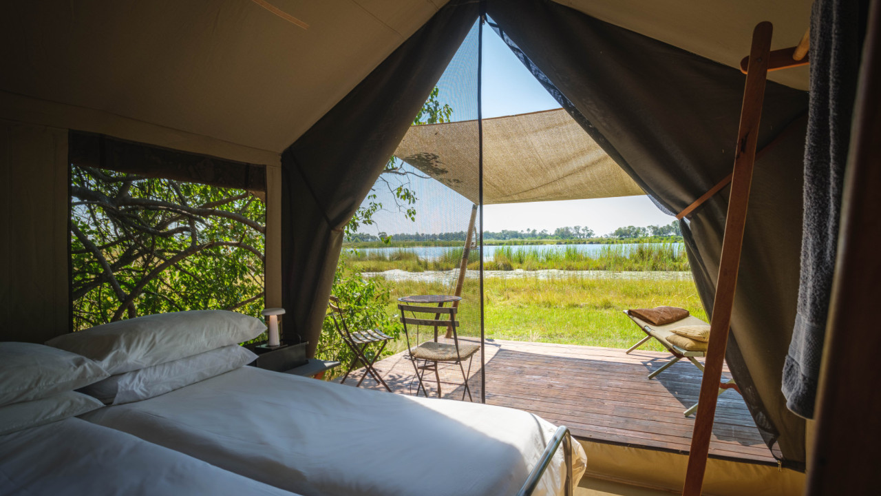 Camp mit ußergewöhnlichem Blick auf das Okavango Delta