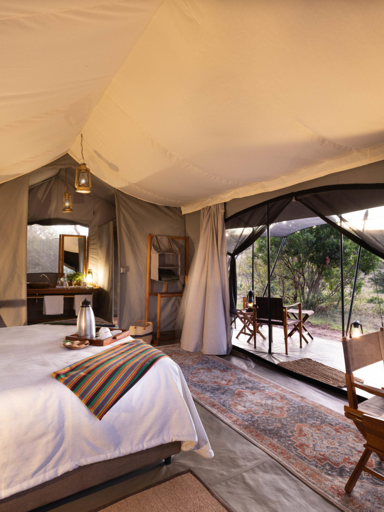 Absolute Privatsphäre und Blick auf die Savanne