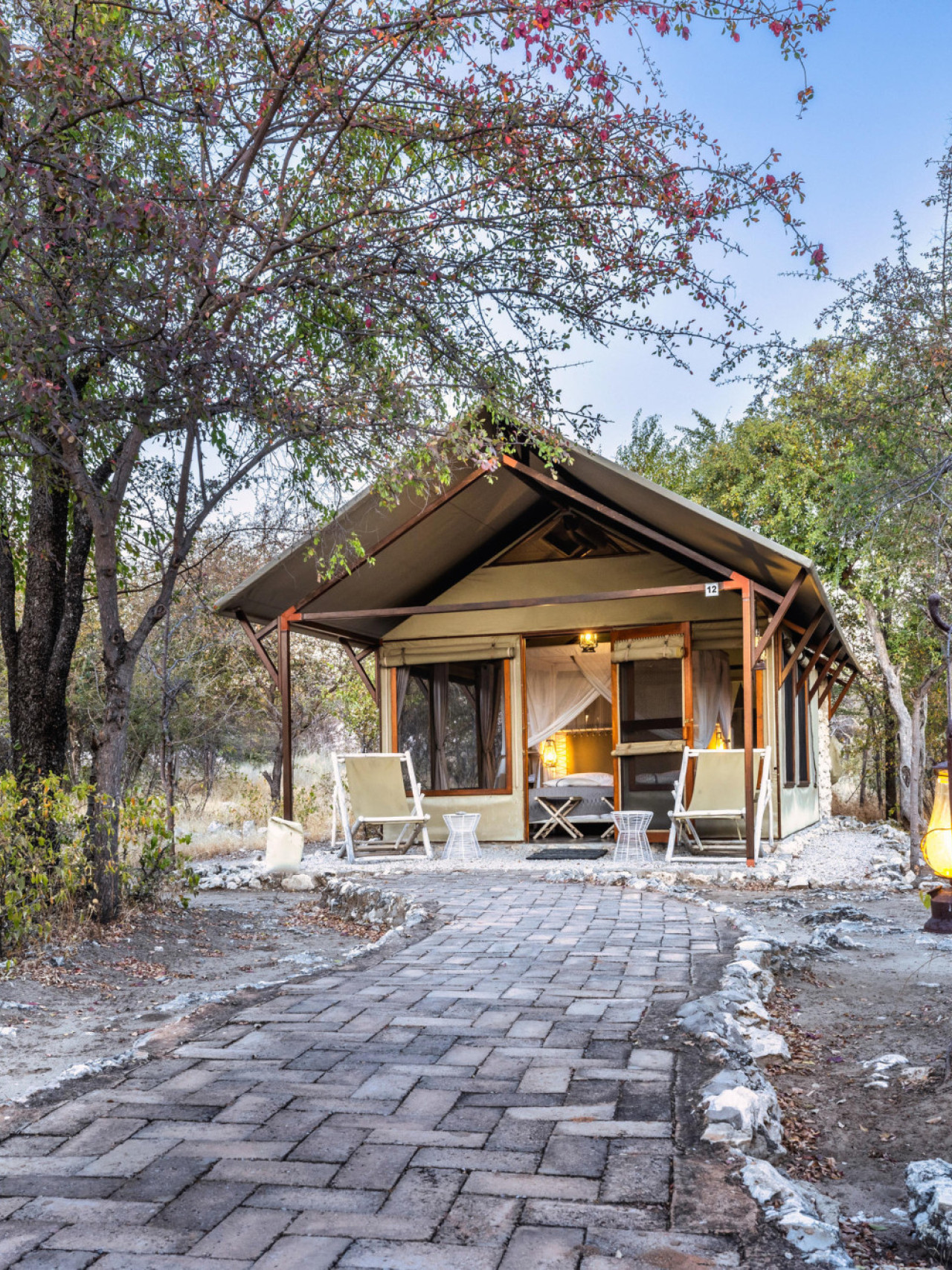 Maßgefertigte Zelte inmitten der Natur
