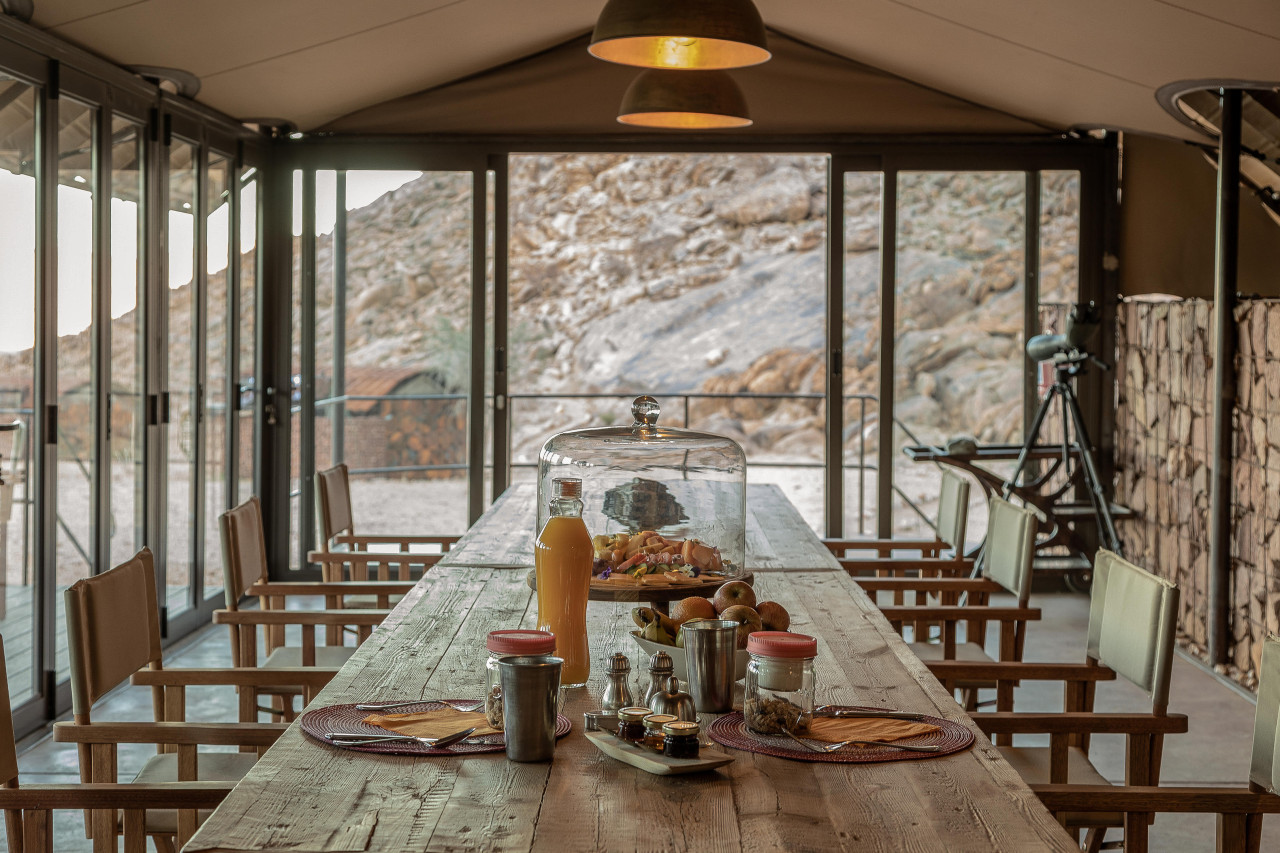 Herrlicher Essbereich für schmackhafte Mahlzeiten