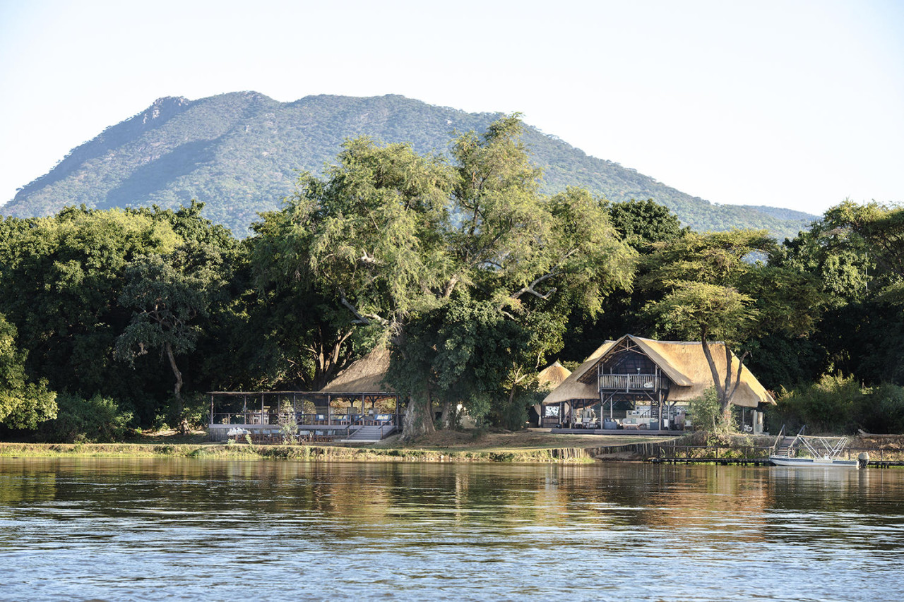 Preisgekröntes Camp am Ufer des Sambesi