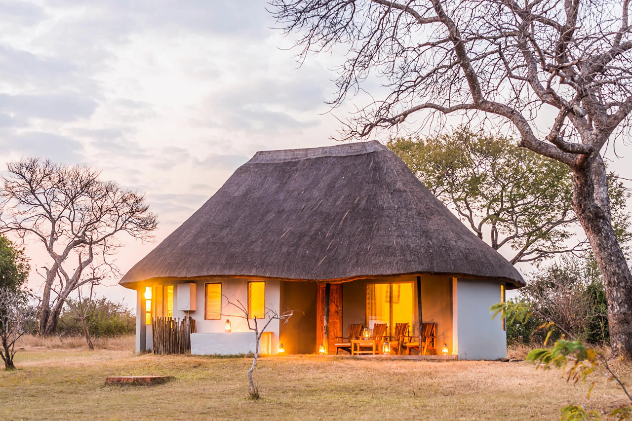 Chalet fügt sich nahtlos in die umgebende Wildnis ein