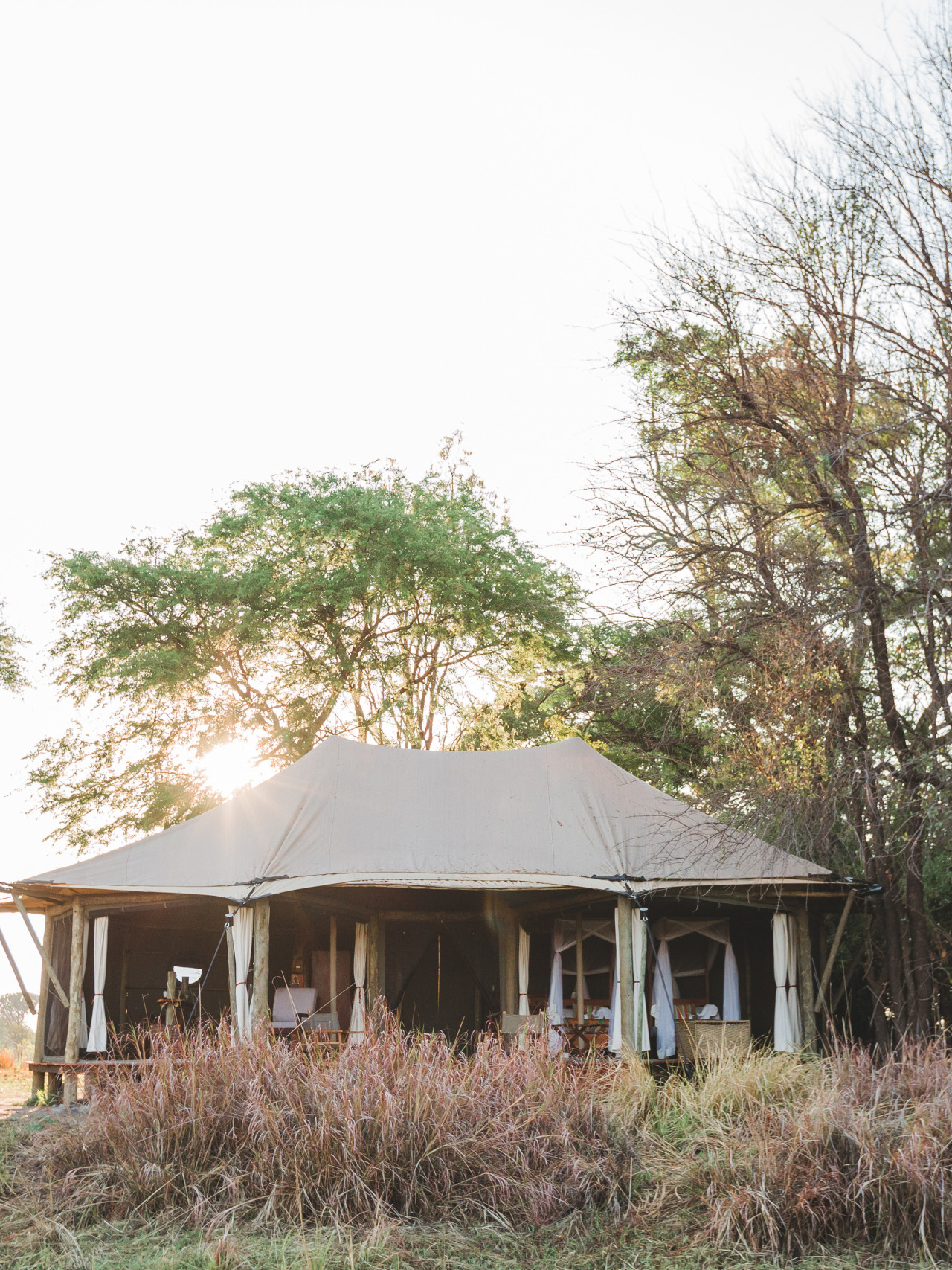 Privater Rückzugsort in großen Zelt-Suiten