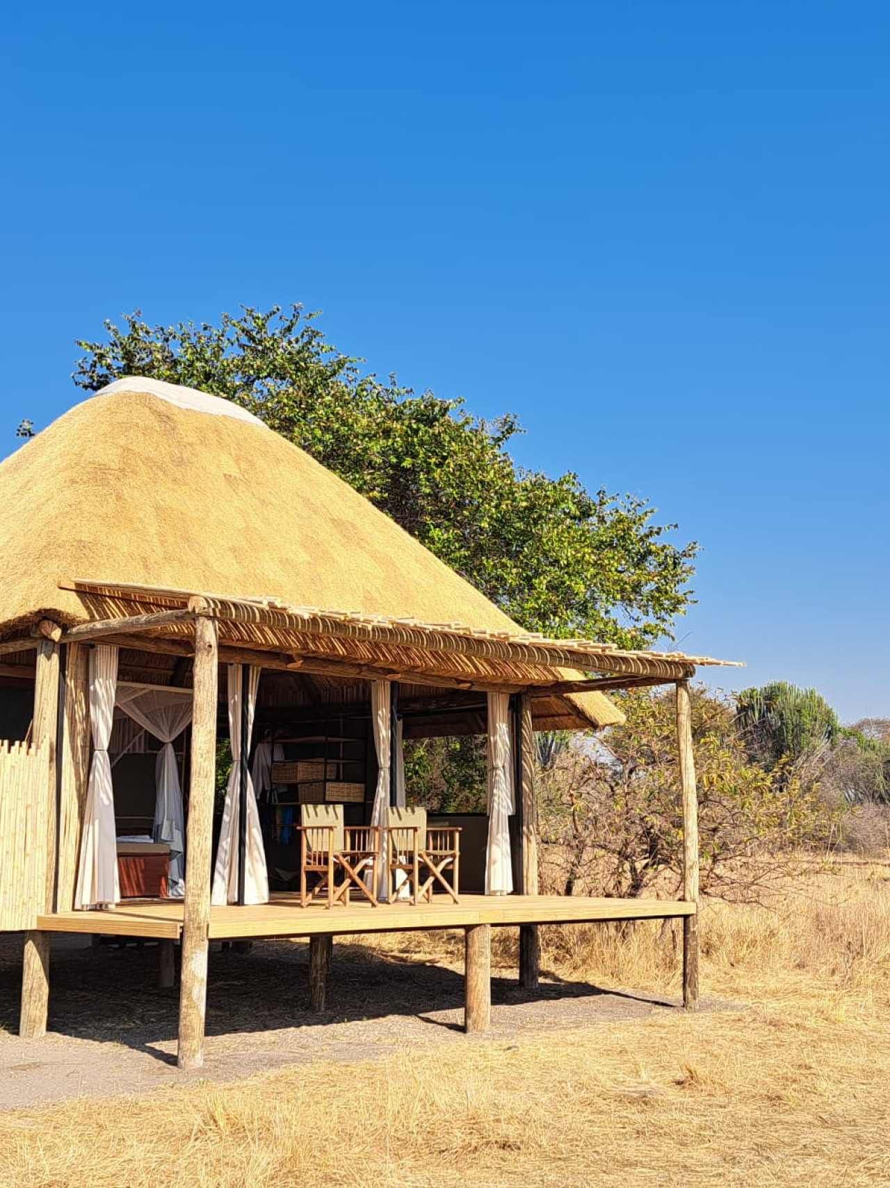 Kleines Camp in den Weiten der Busanga-Ebenen