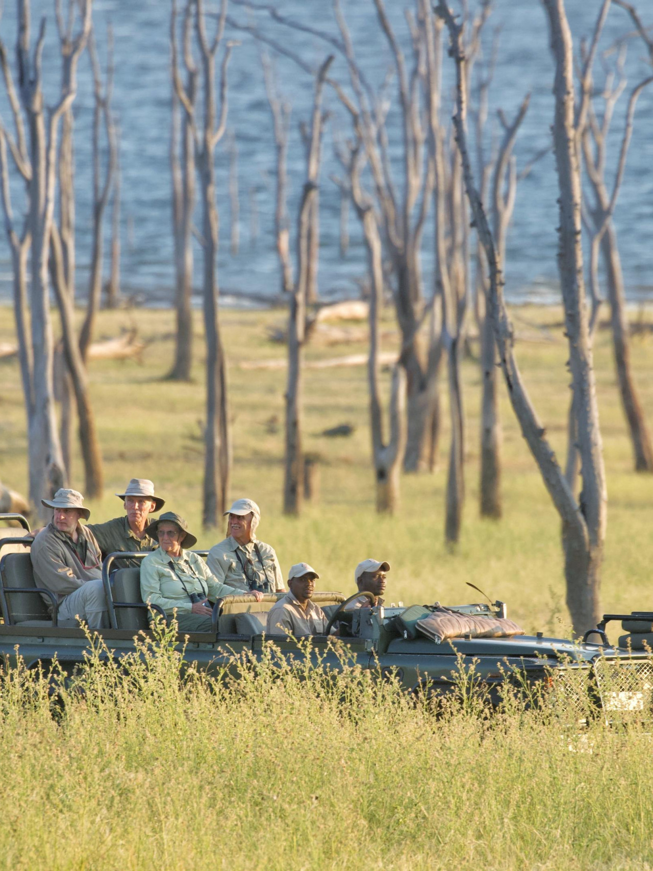 Erlebnisreiche Pirschfahrten entlang des Sees