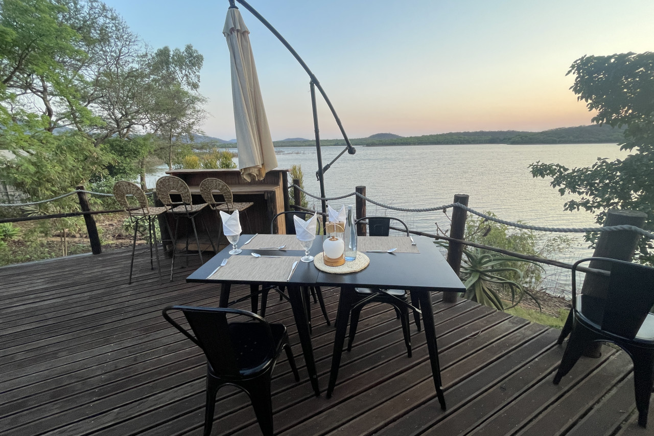 Kulinarisches Speiseerlebnis mit Blick auf den See