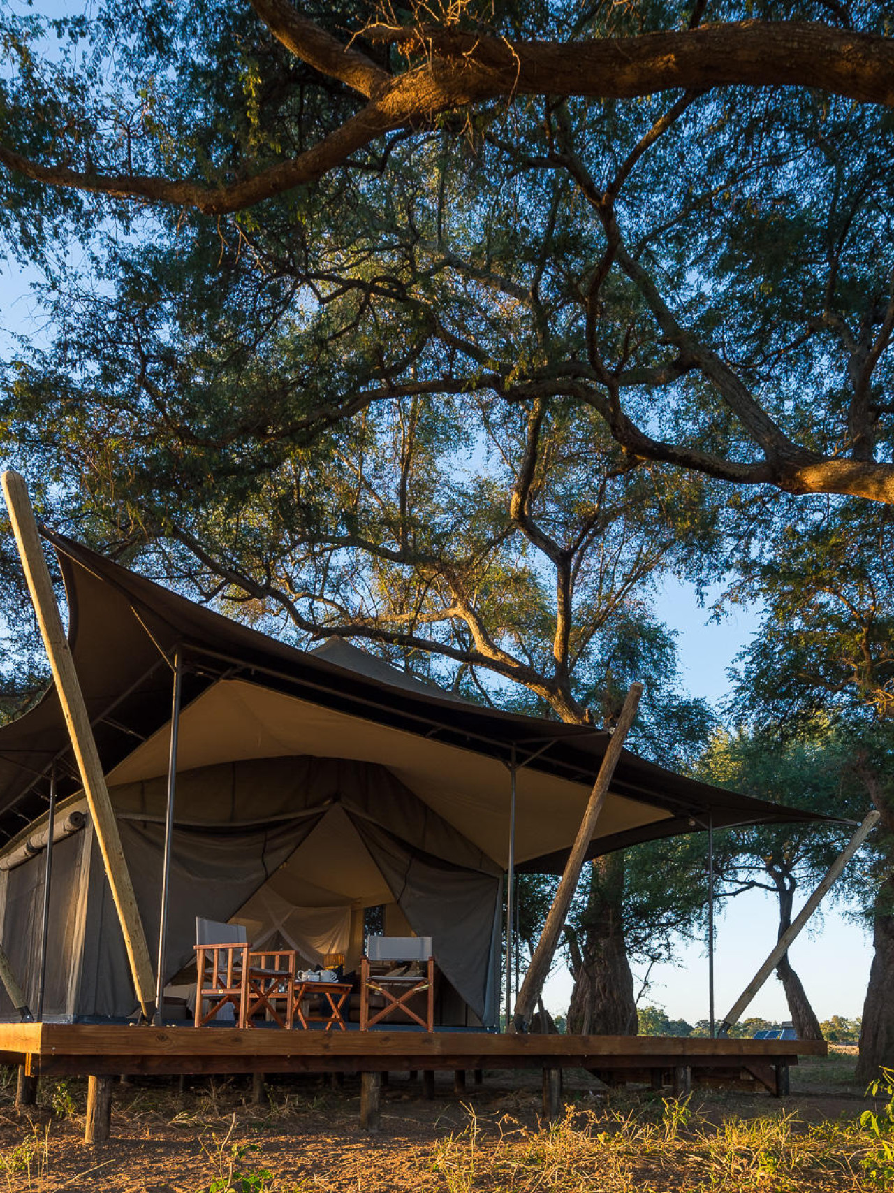 Exklusives Safari Camp an den magischen Mana Pools