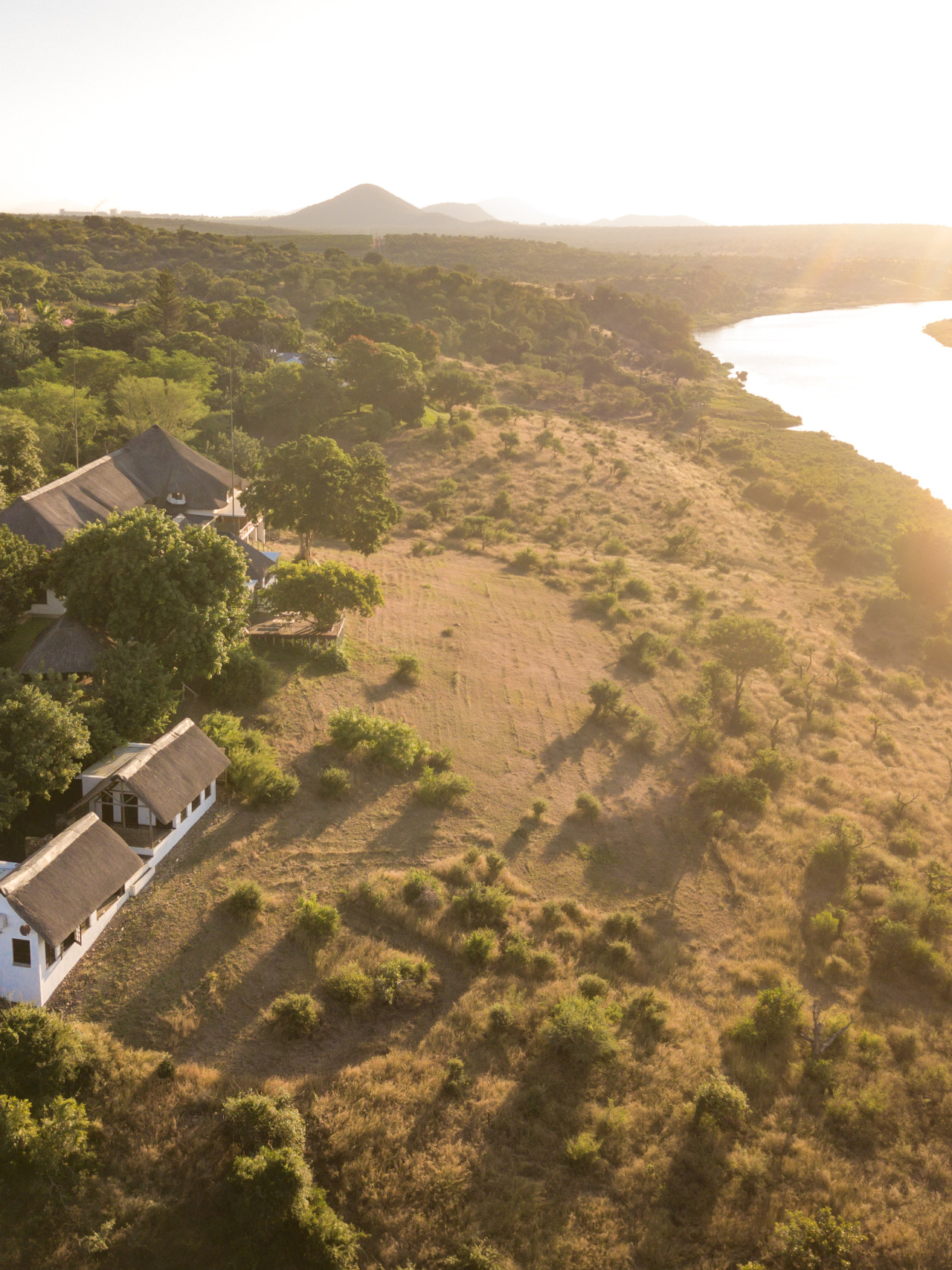 Luxuriöse Lodge perfekt am Crocodile River gelegen