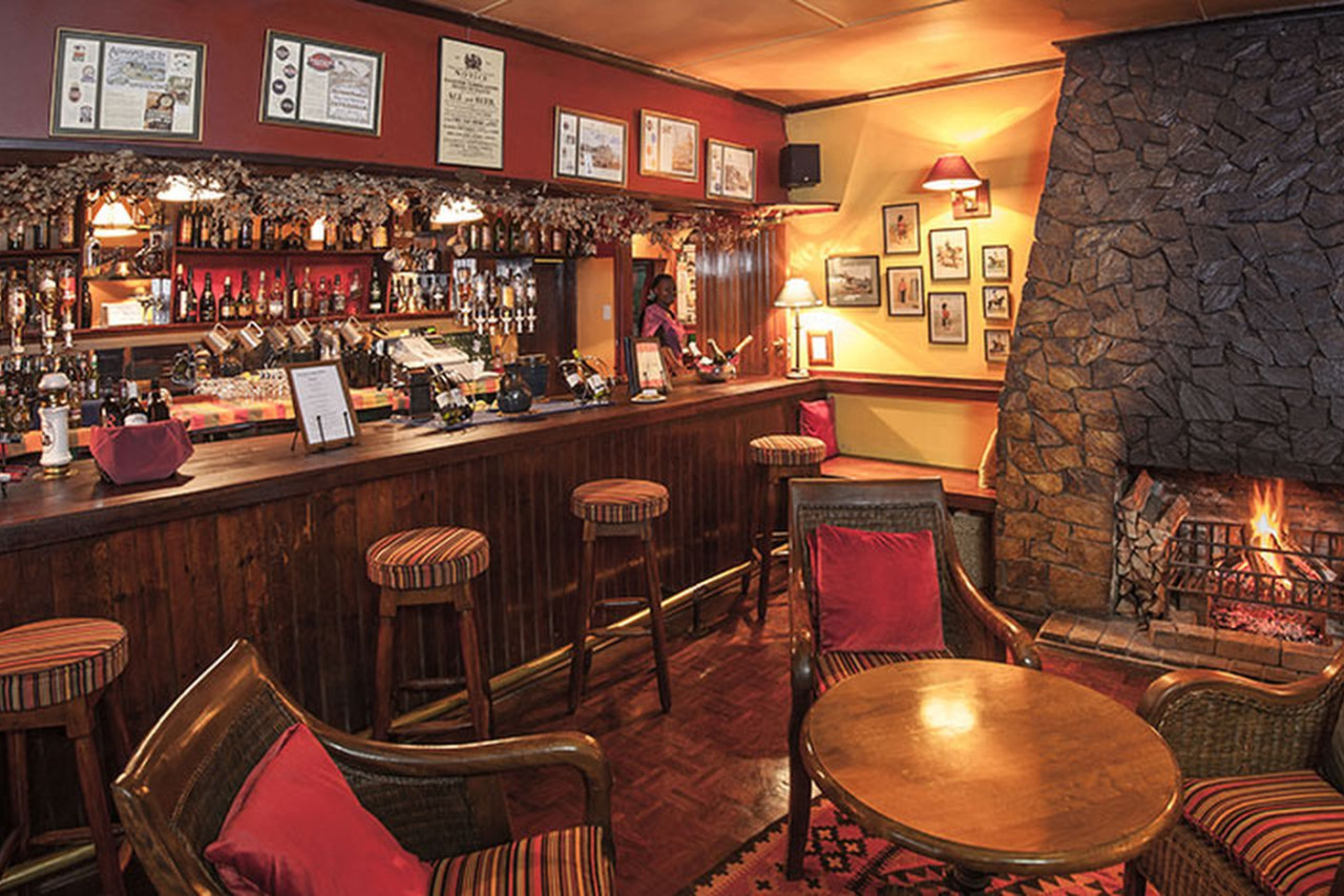 Gesellige Abende an der Bar mit Ihrem Lieblingsdrinkt