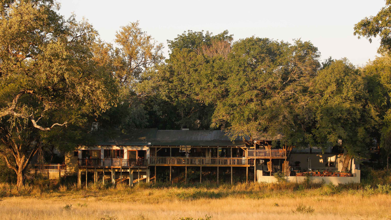 Authentisches Safari-Camp im Herzen des Sabi Sands