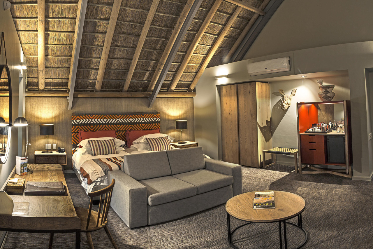 Moderne Zimmer mit Verbindungstür